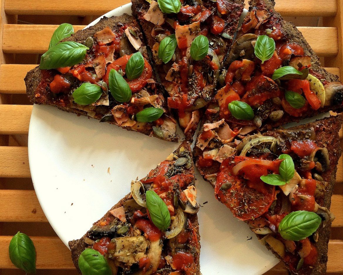 Bezglutenowa Pizza na Kruchym Cieście fot. 1