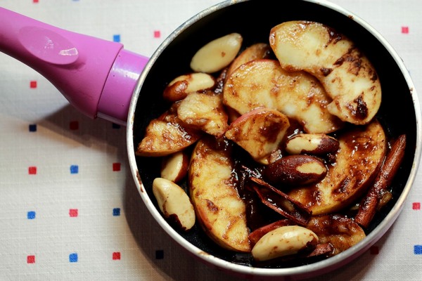 Kasza Jaglana z Jabłkiem pod Cynamonowym karmelem z Syropu Klonowego fot. 2