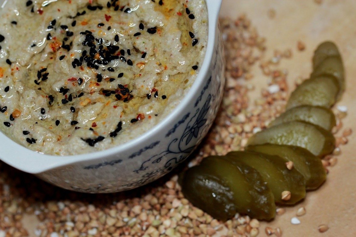 Pasta z Kaszy Gryczanej z Ogórkiem Kiszonym fot. 1