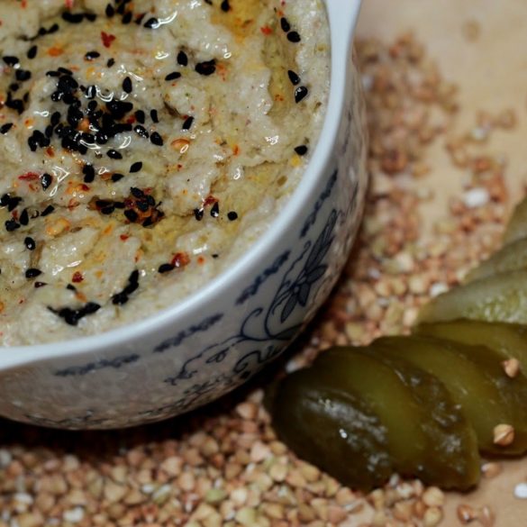 Pasta z&nbsp;Kaszy Gryczanej z&nbsp;Ogórkiem Kiszonym fot. 1