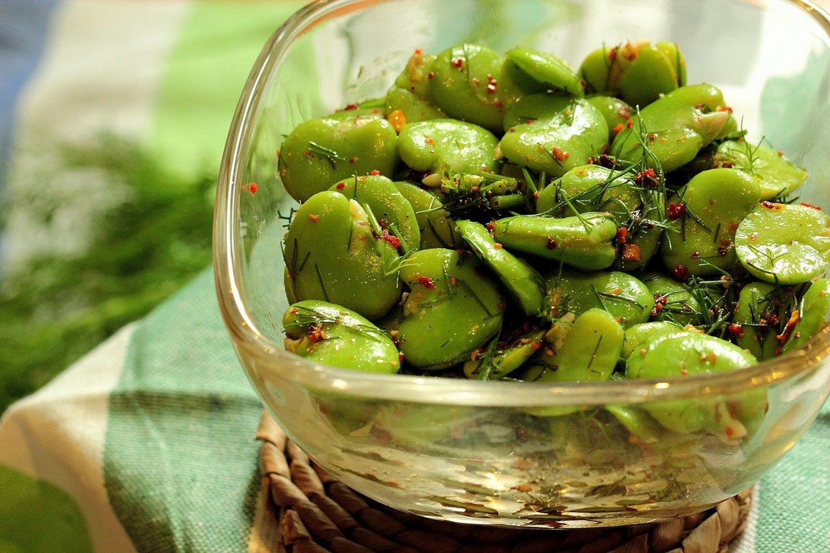 Pikantna Salsa z Bobu i Koperku fot. 1