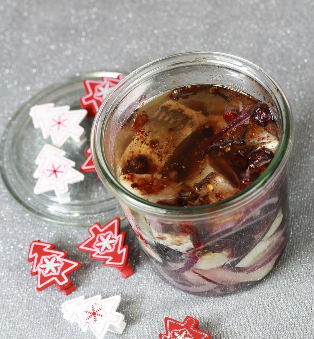 Śledź z Żurawiną w przyprawach korzennych fot 1