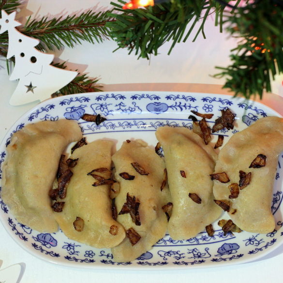 Bezglutenowe pierogi z&nbsp;kapustą i&nbsp;grzybami 1