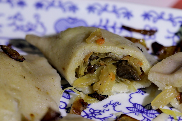 Bezglutenowe pierogi z kapustą i grzybami 2