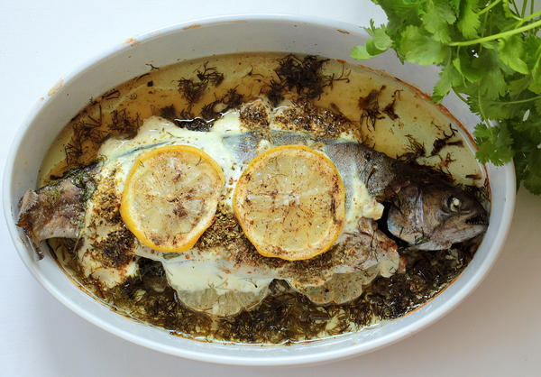 Prosta ryba pieczona z koperkiem 1