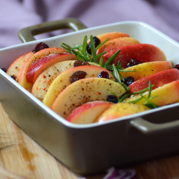 Pieczona pierś z&nbsp;kurczaka w&nbsp;jabłkach i&nbsp;żurawinie 1