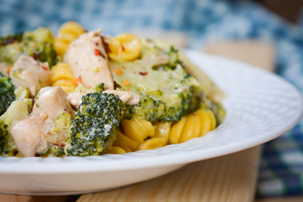 Aksamitny kurczak w&nbsp;sosie z&nbsp;brokułem 2