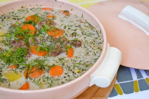 Zupa z&nbsp;wołowiną i&nbsp;mlekiem kokosowym 2