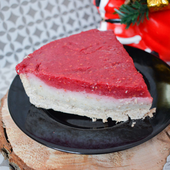 Tarta z&nbsp;waniliową masą i&nbsp;malinową, domową galaretką, Just Food Therapy, poradnia dietetyczna fot. 1