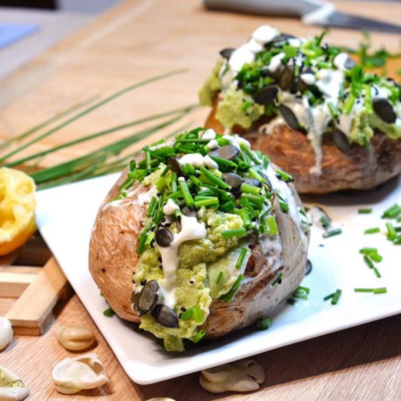 Groole z pastą z bobu, Just Food Therapy, dietetyk kliniczny Justyna Lenda fot 1