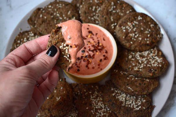 Placki z&nbsp;zielonej soczewicy. Poradnia dietetyczna online, Just Food Therapy, dietetyk kliniczny Justyna Krzemińska fot 3