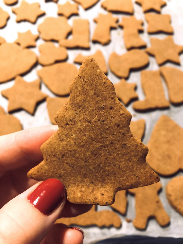 bezglutenowe pierniczki, poradnia dietetyczna online, Just Food Therapy. dietetyk kliniczny Justyna Krzemińska fot 2